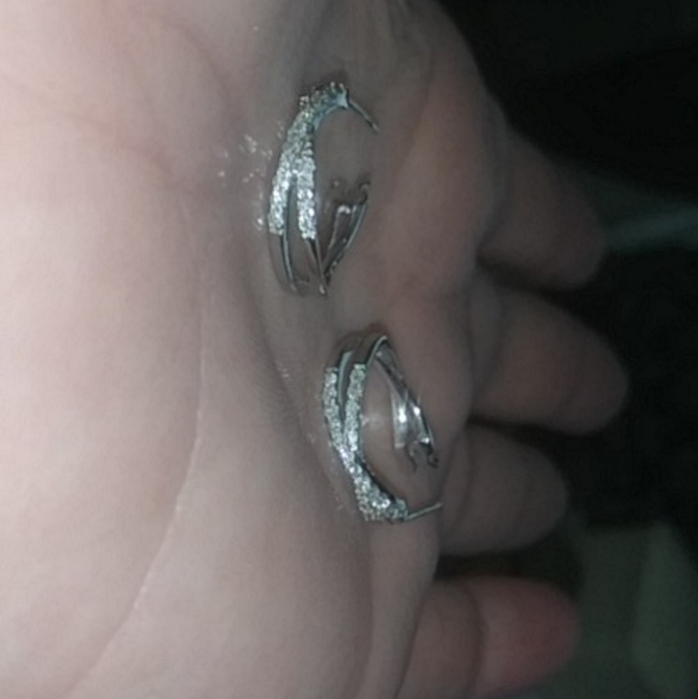 Zales 10k White Gold/Diamond Earrings